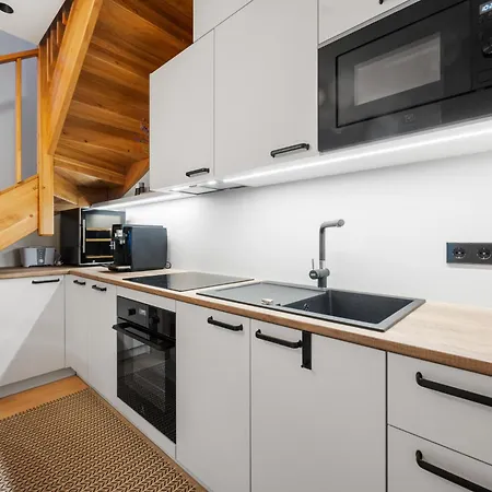 شقة Saue 1 Townhouse - Old Town & Parking